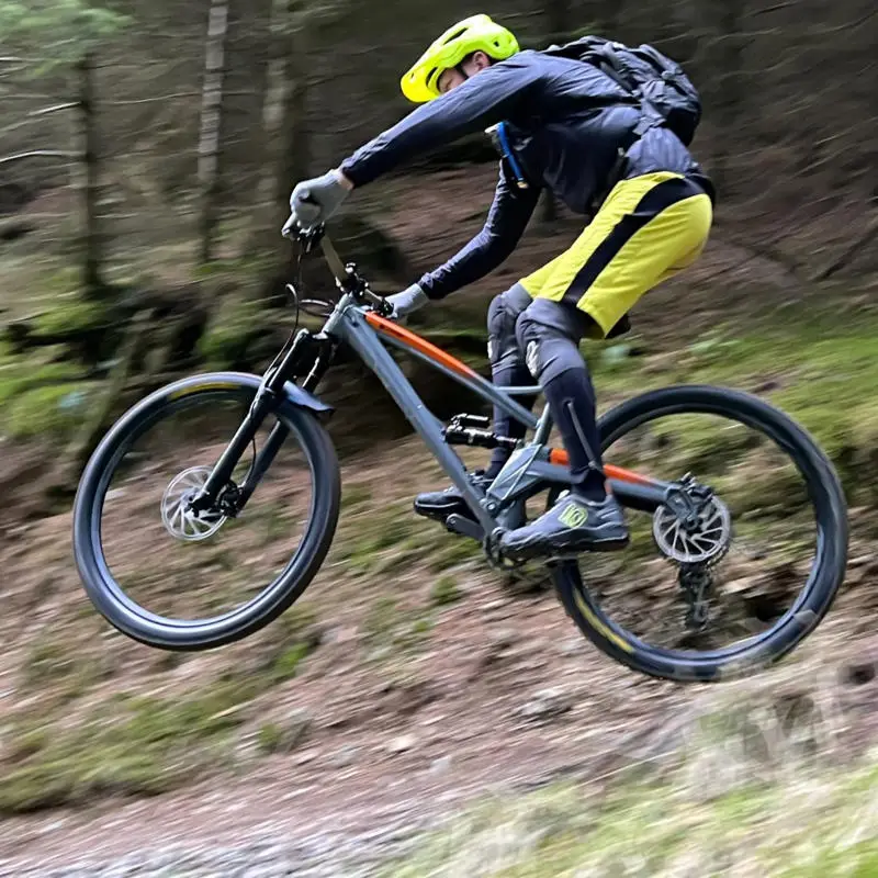 Intermediate - Jumps & Drops. Mountain bike coaching